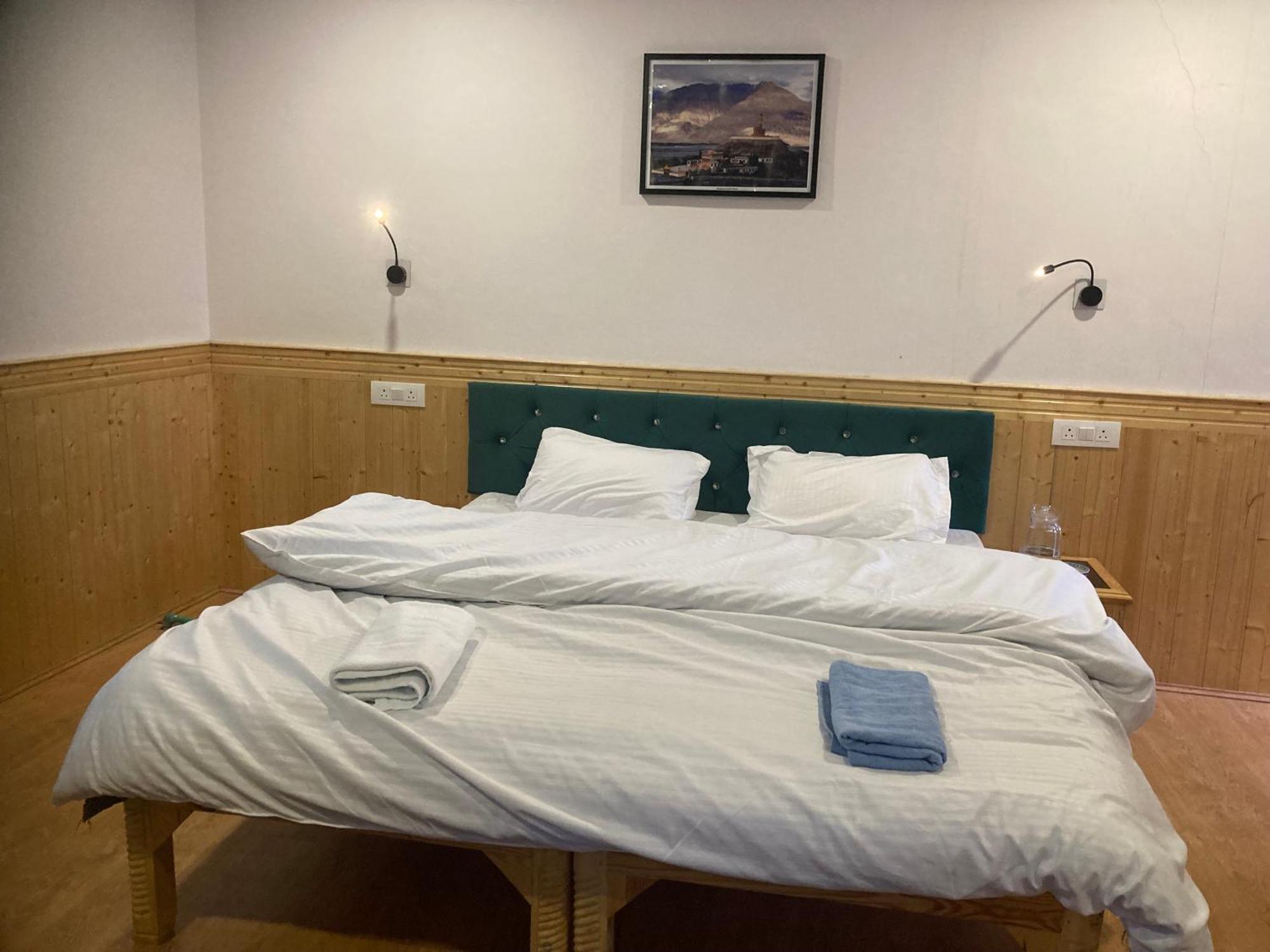 Tokporinchen Guesthouse Stak Екстериор снимка